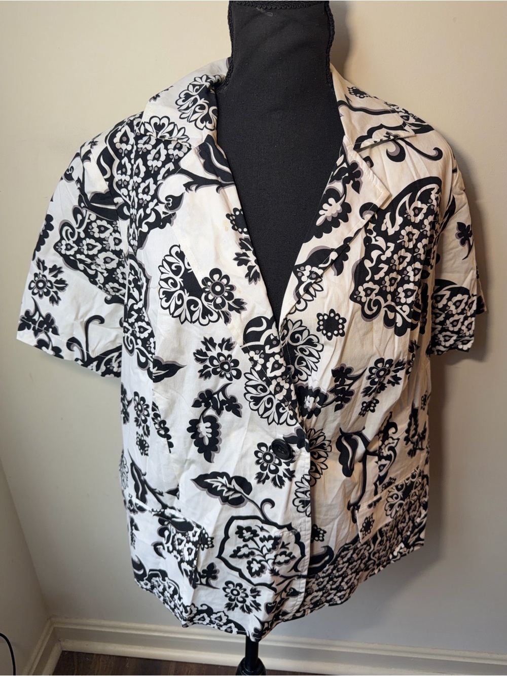 Elementz Woman 2X Black White Floral Button Front Blazer Jacket Plus Size